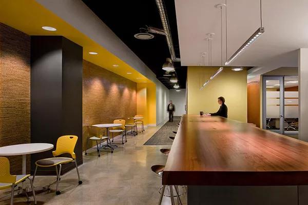 广州白云办公室装修设计要怎样服务与企业文化